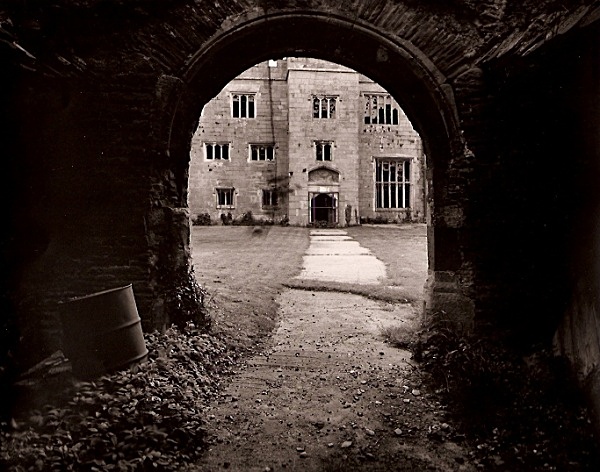 PENCOED CASTLE, Llanmartin, Gwent 2009