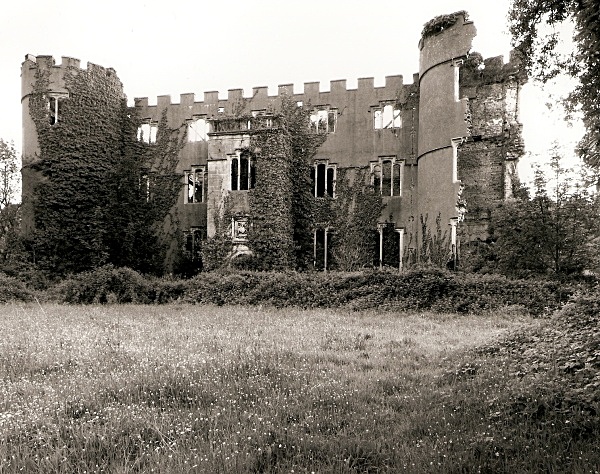 RUPERRA CASTLE, Caerphilly, Mid Glamorgan 2009 - GLAMORGAN